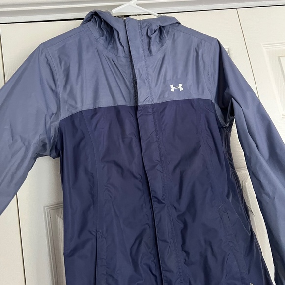 UNDER ARMOUR Women's Blue Hooded Rain Jacket ~ Ladies Size Small - Picture 3 of 11